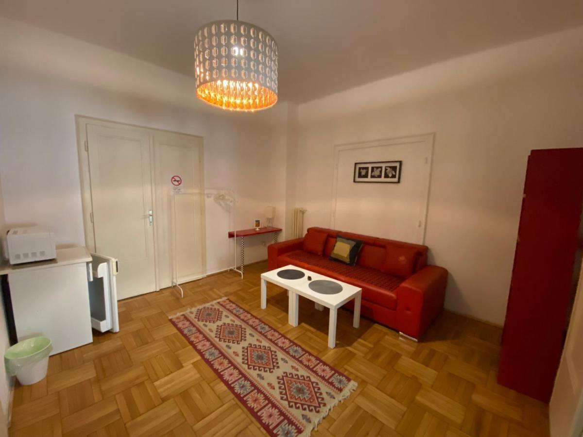 Monolit Budapest Center Guesthouse Екстериор снимка