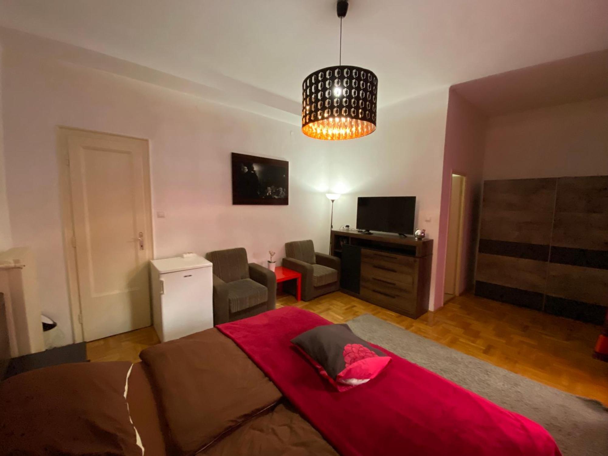 Monolit Budapest Center Guesthouse Екстериор снимка
